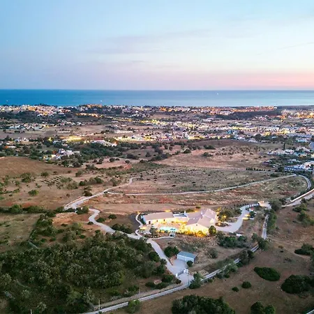 Gale Luxury In Algarve With Pool And Views Guia (Faro)